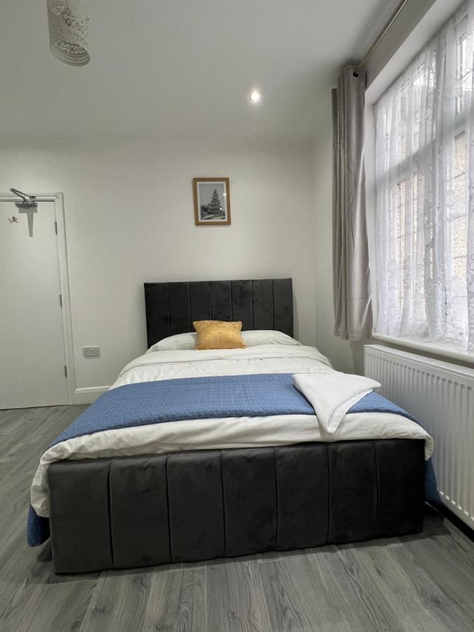 Starlet Property Wanstead Exterior foto