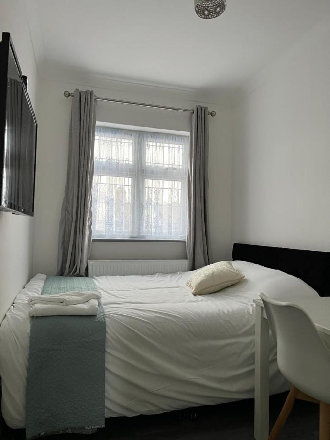 Starlet Property Wanstead Exterior foto